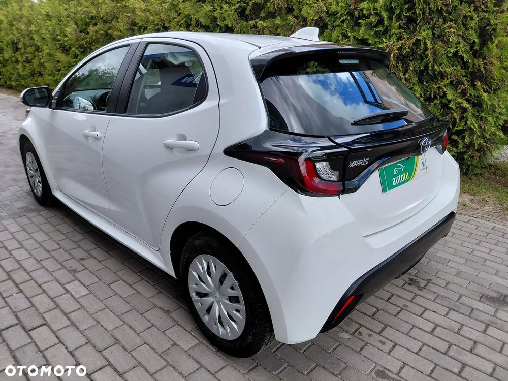 Toyota Yaris - 6