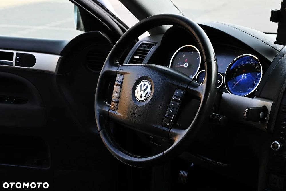 Volkswagen Touareg 3.0 V6 TDI DPF Automatik - 27