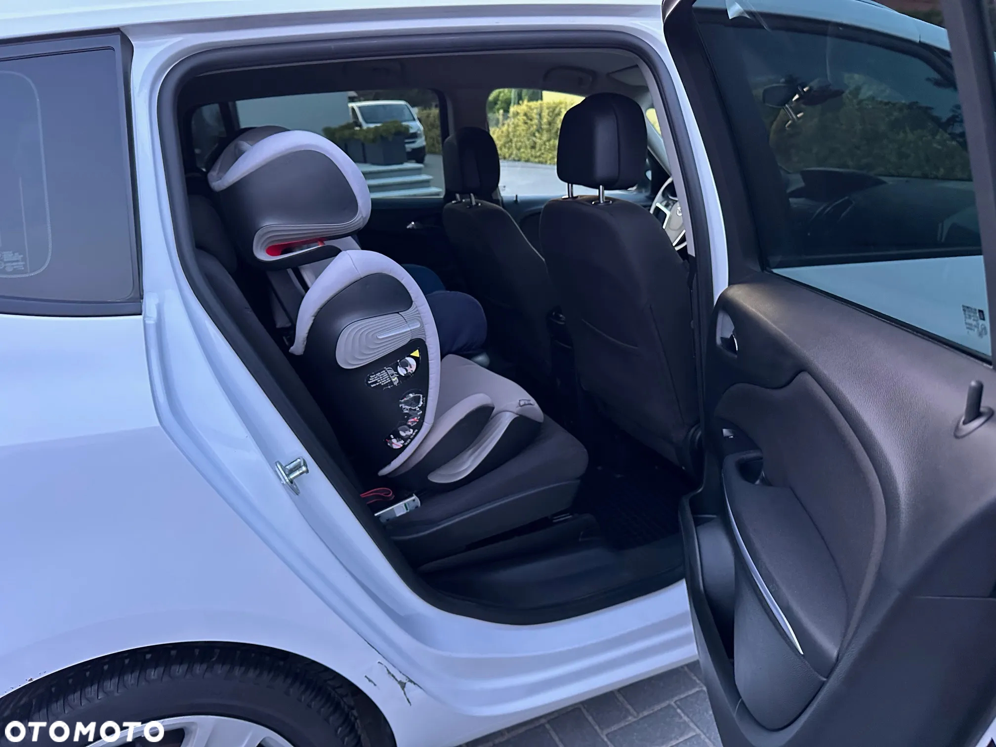 Opel Zafira - 19