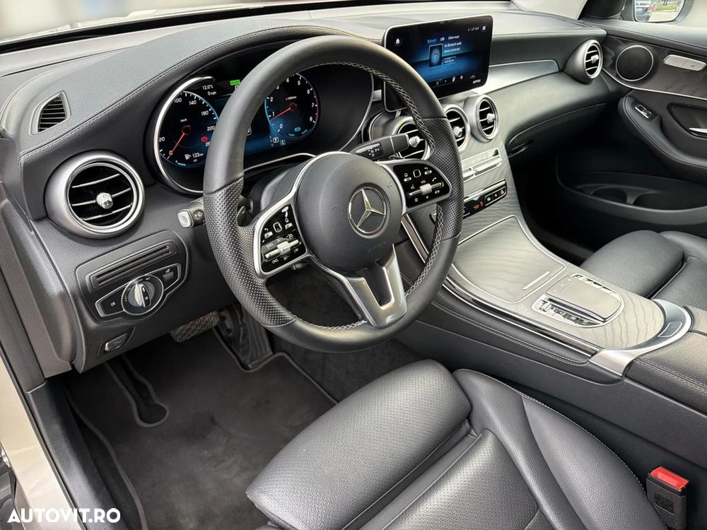 Mercedes-Benz GLC 200 4MATIC - 9