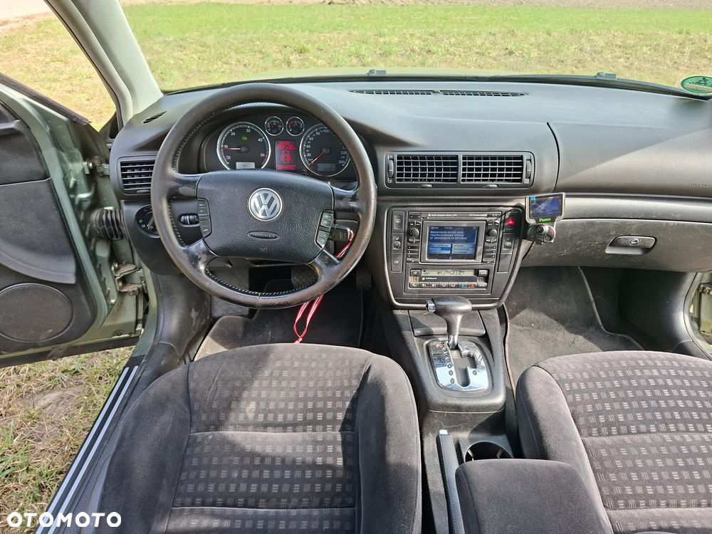 Volkswagen Passat 1.9 TDI Highline Tiptr - 7