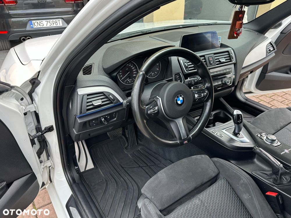 BMW Seria 1 120d xDrive M Sport Shadow sport - 7
