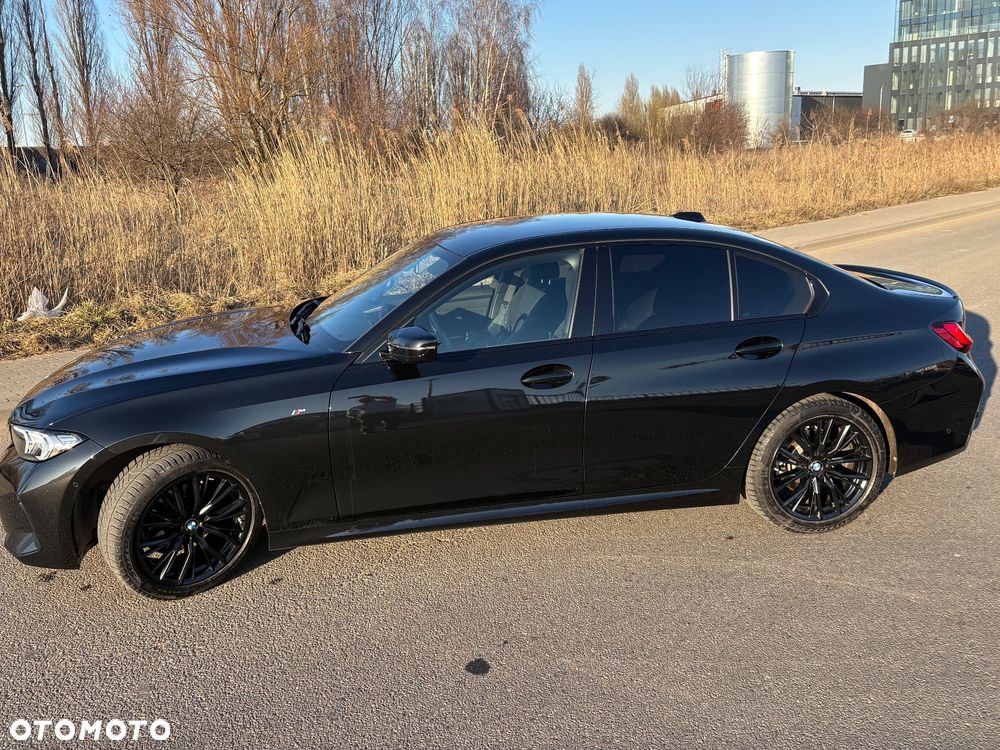 BMW Seria 3 318i M Sport - 4