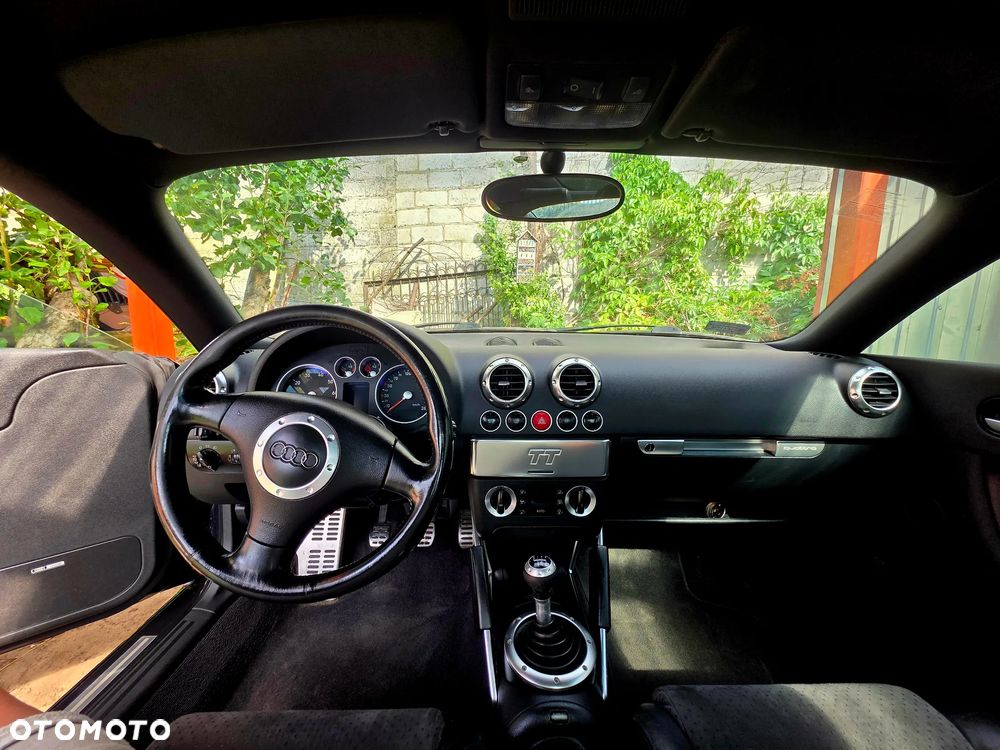 Audi TT Coupé 1.8T Quattro - 9