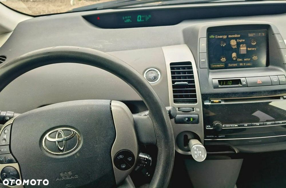 Toyota Prius - 27
