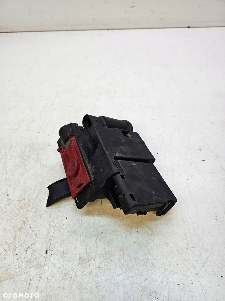 ROZDZIELACZ PRĄDU AUDI A4 B9 A5 8W 8W0941823 8W0941824AP - 2