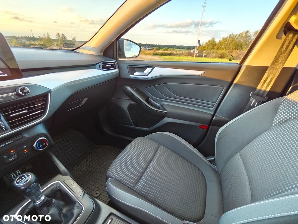 Ford Focus 1.5 EcoBlue SCR Connected - 8