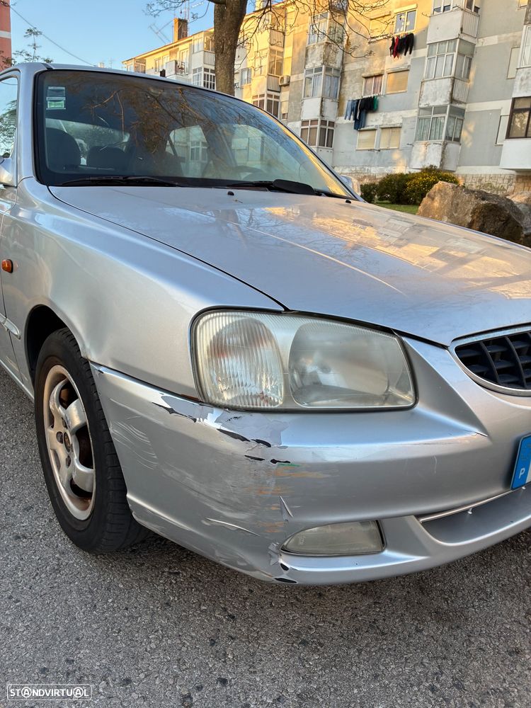 Hyundai Accent 1.3i GLS - 9