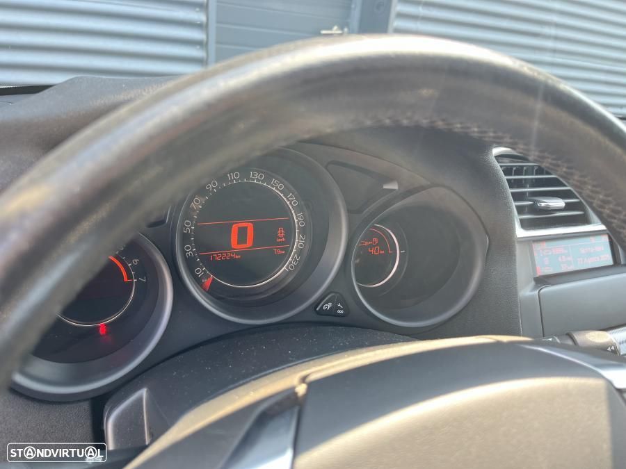 Citroën C4 1.6 HDi Seduction 104g - 17