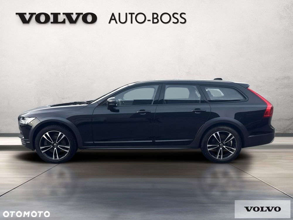Volvo V90 Cross Country - 2