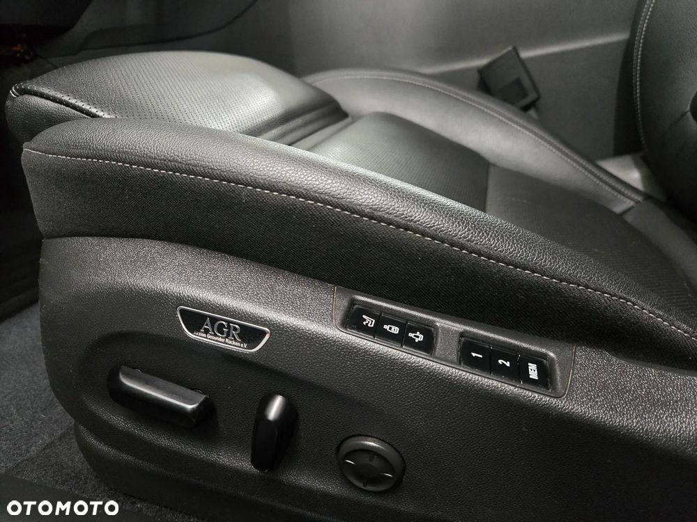 Opel Insignia 2.0 CDTI 4x4 Ultimate S&S - 21