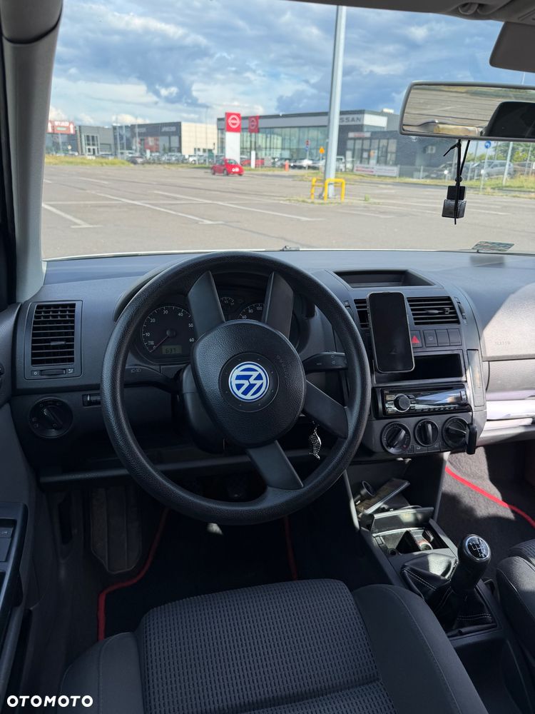Volkswagen Polo 1.4 16V Fun - 10