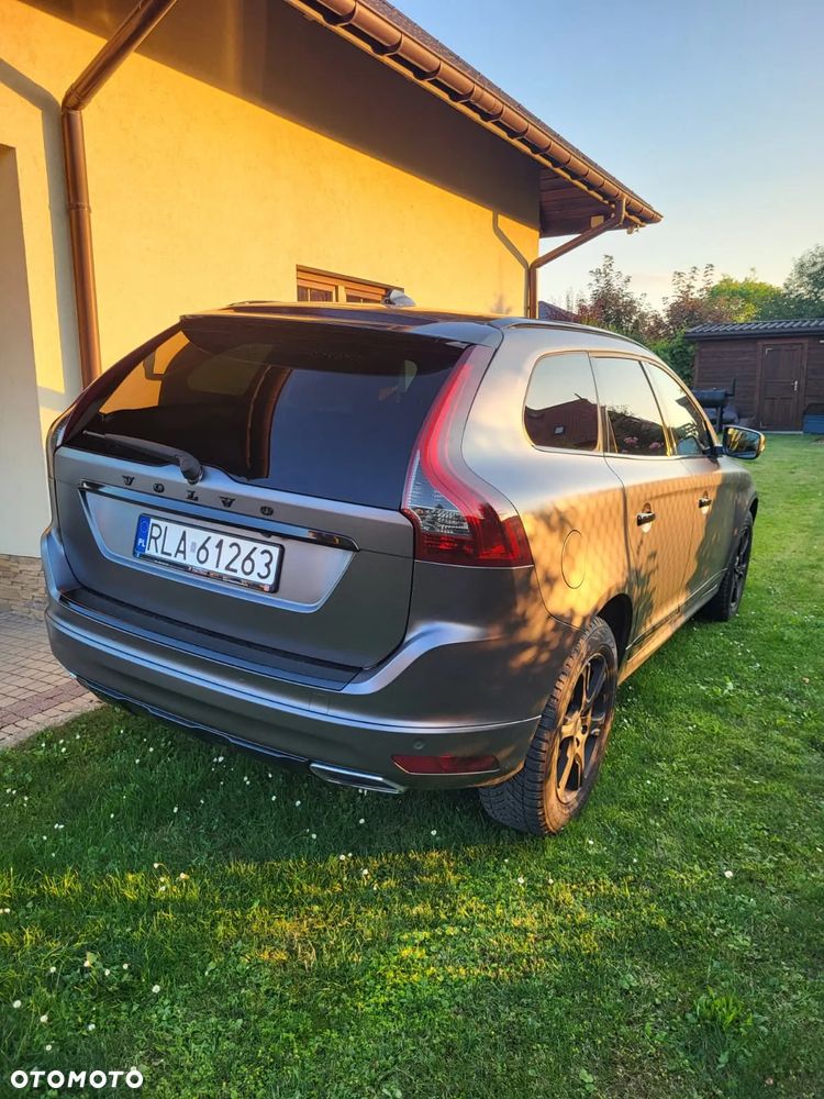 Volvo XC 60 D4 AWD Summum - 3
