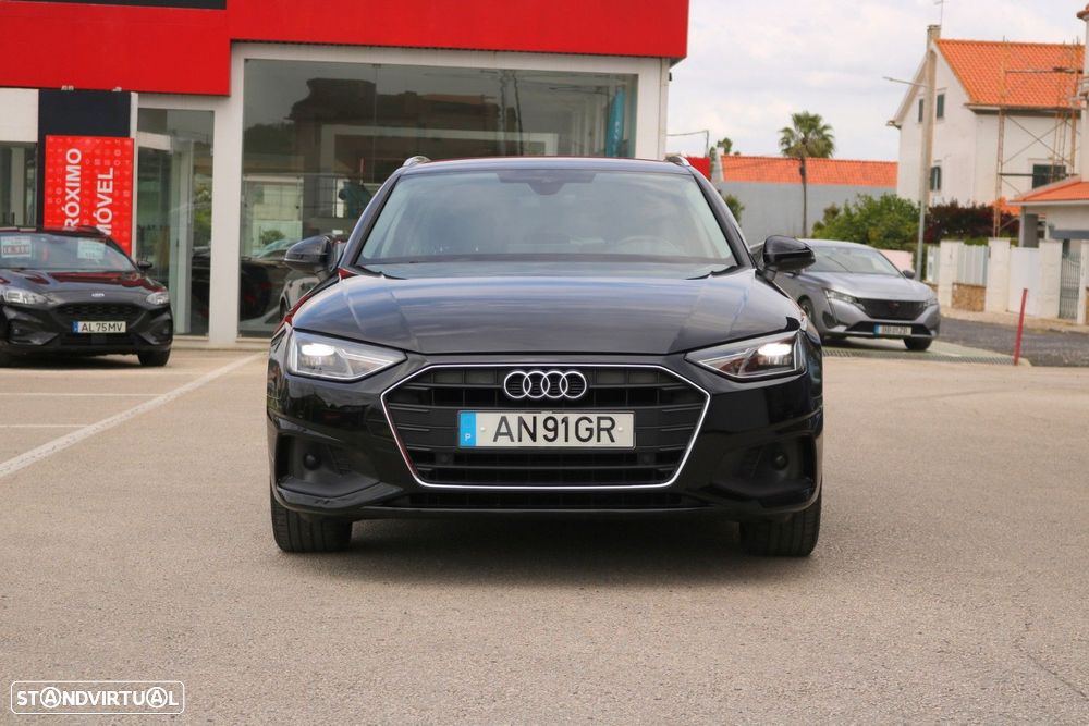 Audi A4 Avant 30 TDI S tronic - 5