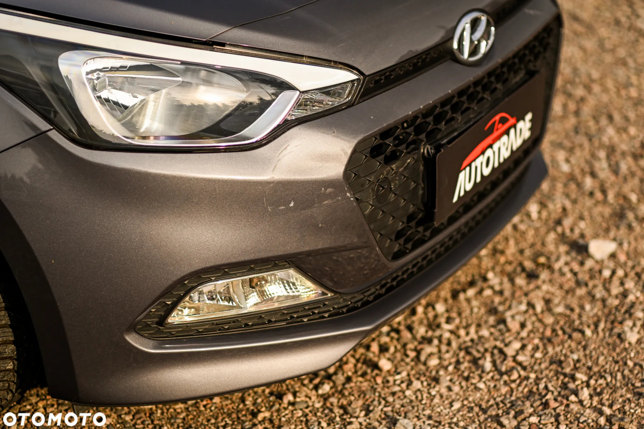 Hyundai i20 1.2 BlueDrive Comfort - 12