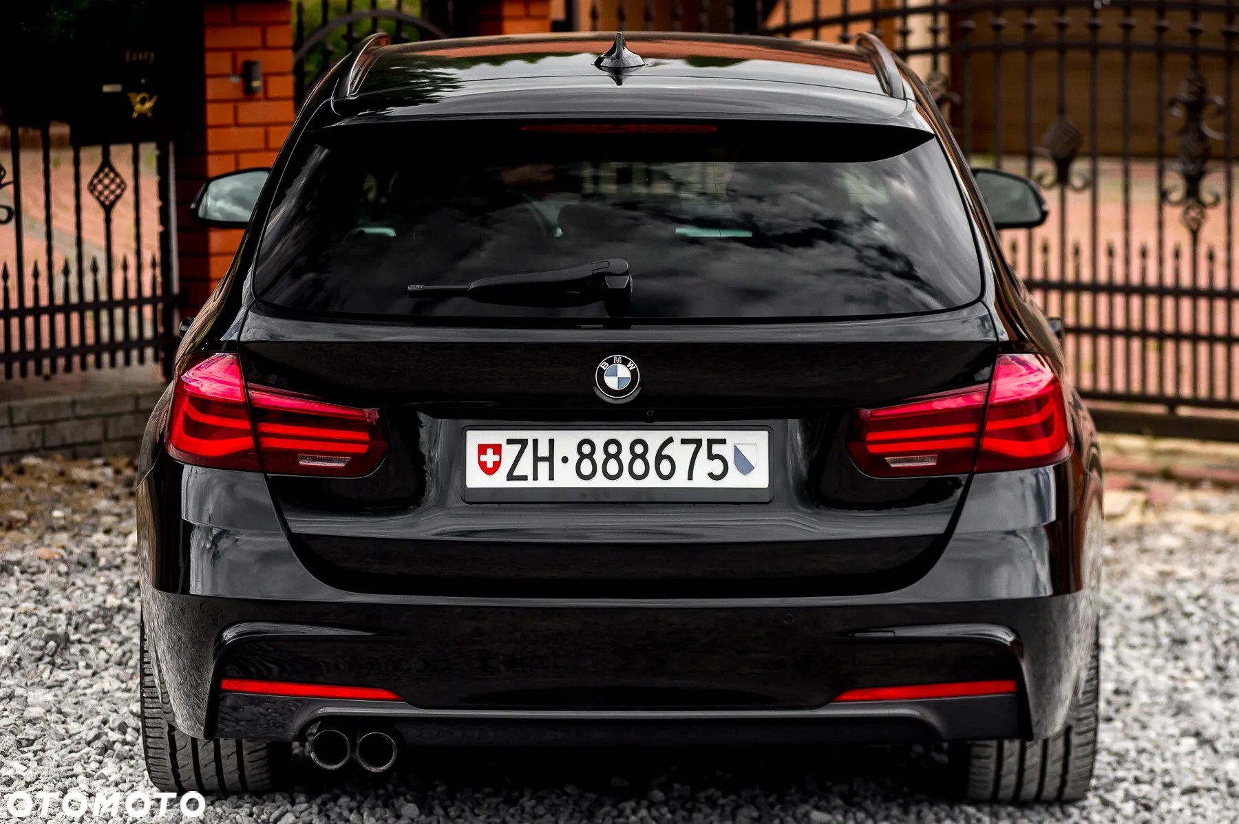 BMW Seria 3 320d Touring xDrive M Sport - 11