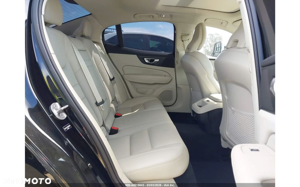 Volvo S60 - 7