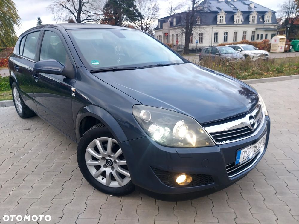Opel Astra 1.8 Edition - 21