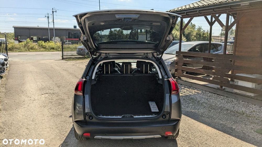 Peugeot 2008 - 32