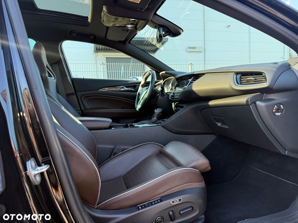 Opel Insignia 2.0 BiTrb D 4x4 Automatik Exclusive - 11