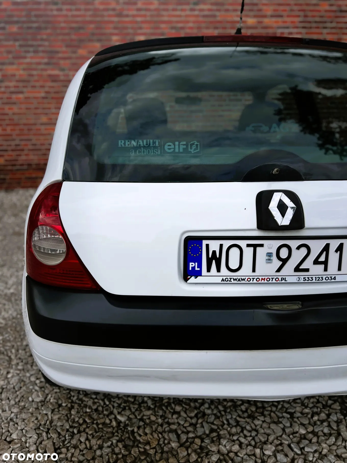 Renault Clio - 25