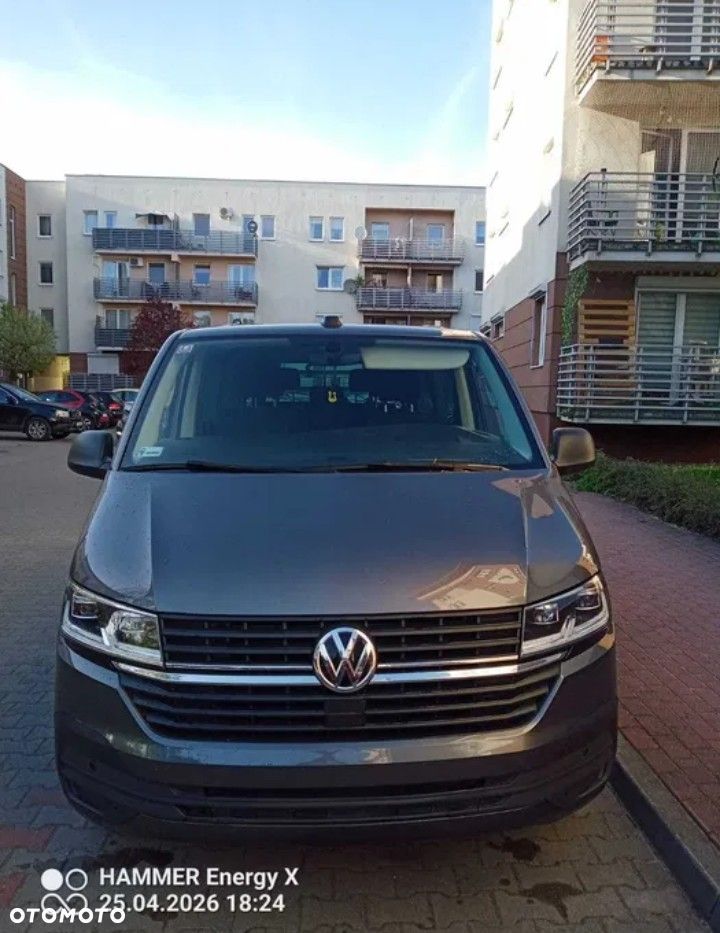Volkswagen Multivan - 2
