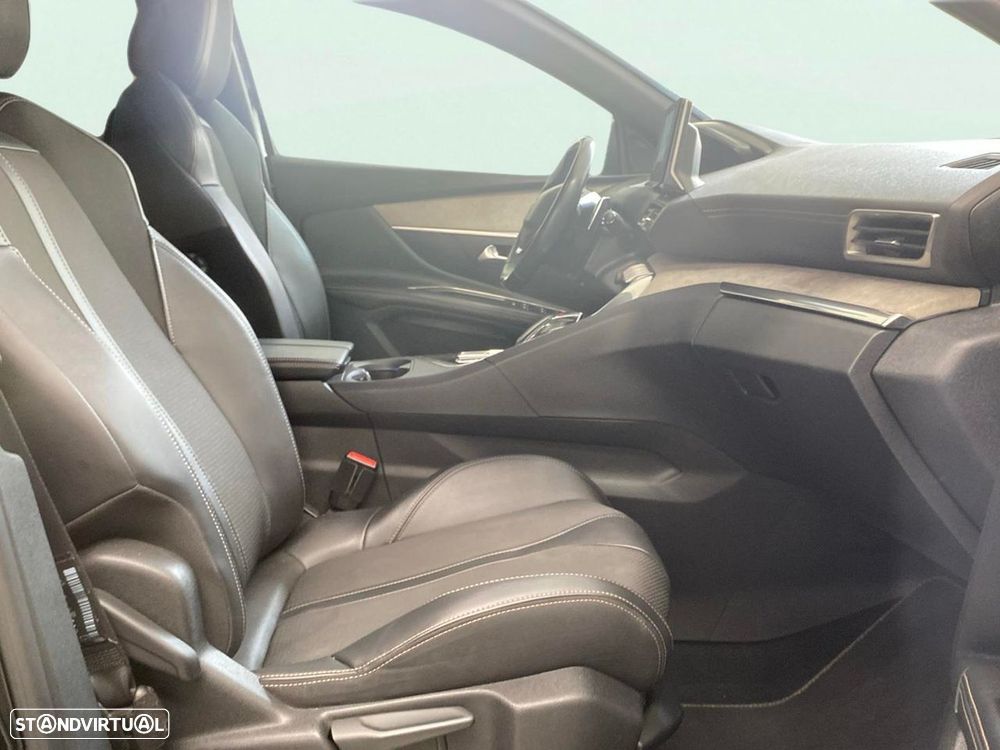 Peugeot 5008 - 16