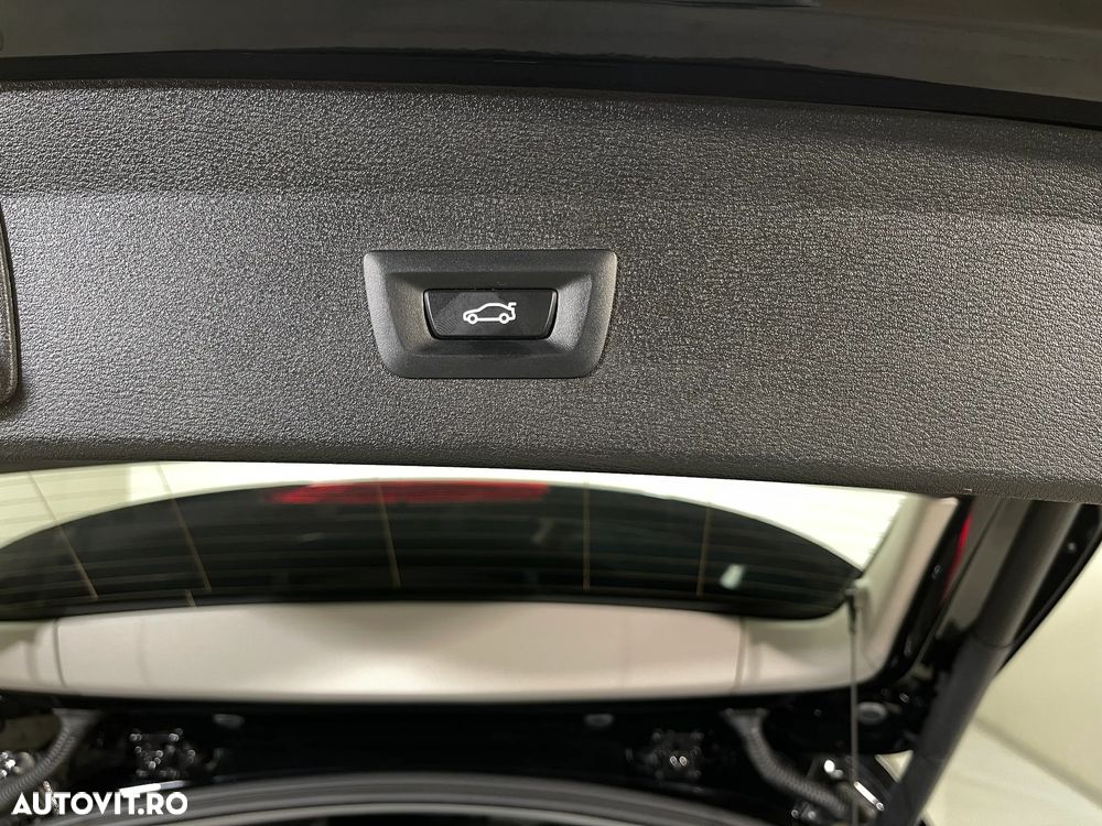 BMW X1 sDrive18d AT - 24