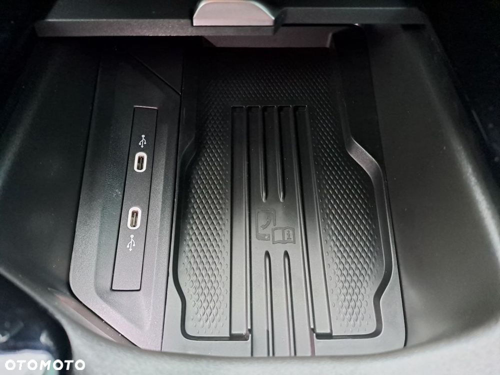 Skoda Superb 2.0 TDI SCR 4x4 Edition 130 DSG - 13