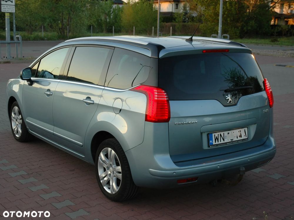 Peugeot 5008 2.0 HDi Premium + - 3