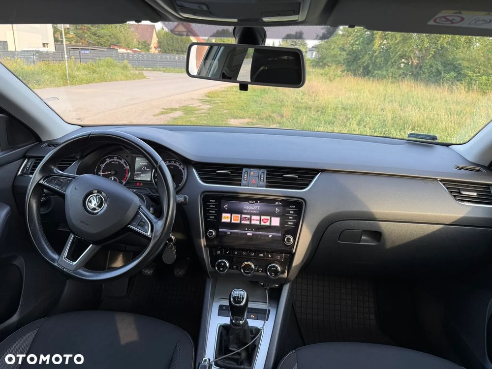 Skoda Octavia 1.4 TSI Ambition - 28