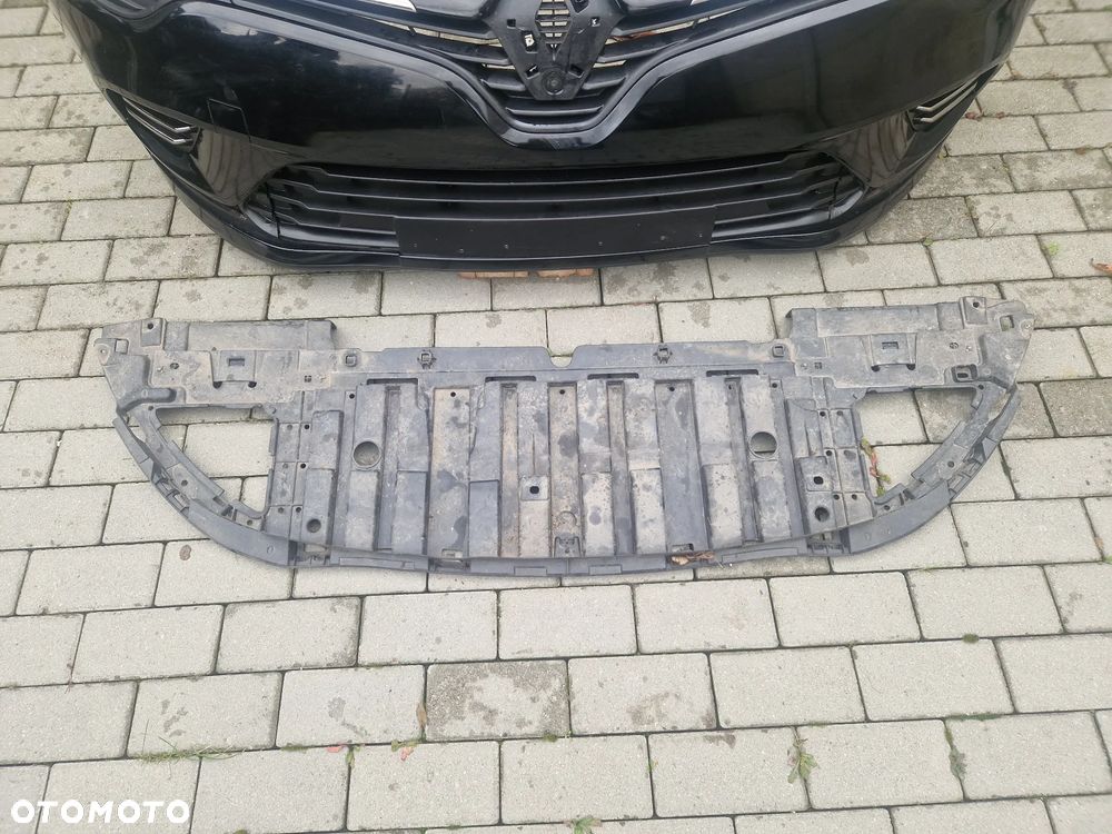 Zderzak Renault Clio IV 4 lift - 2