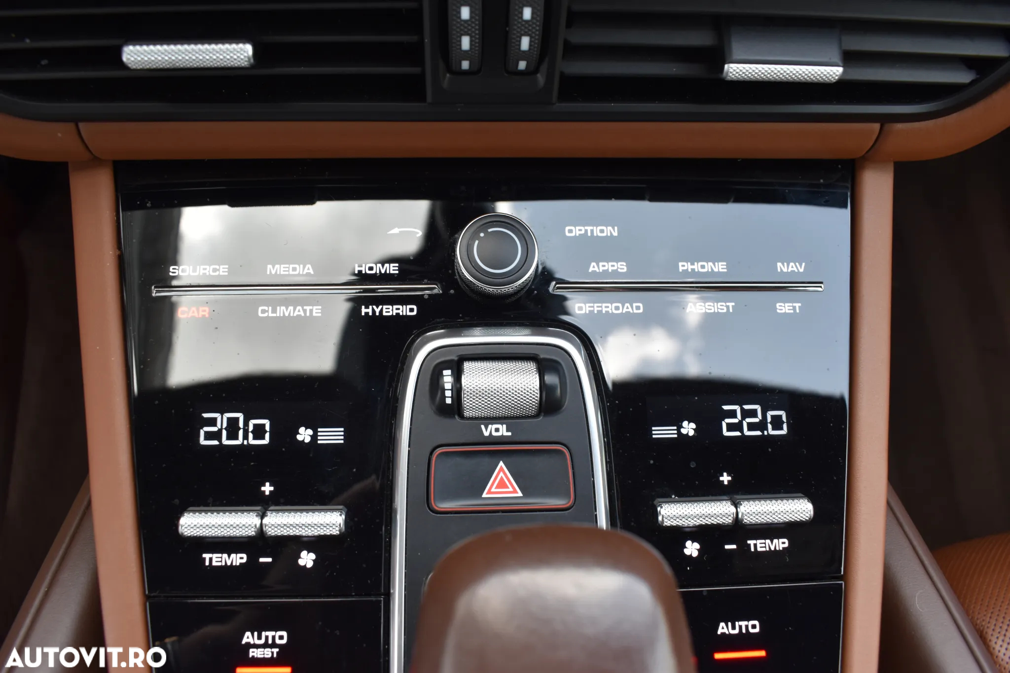 Porsche Cayenne - 15