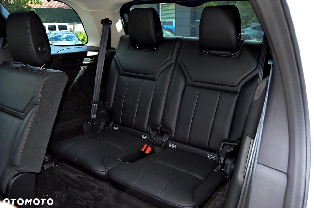 Land Rover Discovery 2.0 SD4 HSE - 11