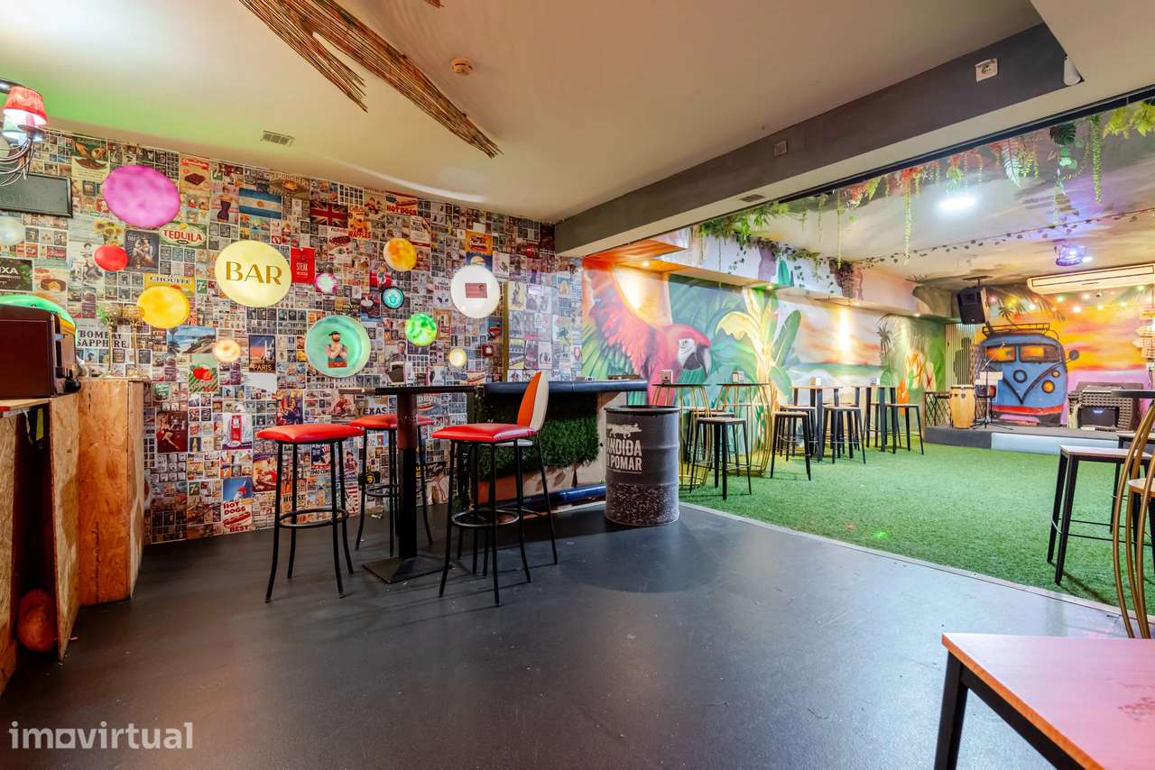 Espaço comercial  para venda em Vila Nova de Gaia - Grande imagem: 4/48