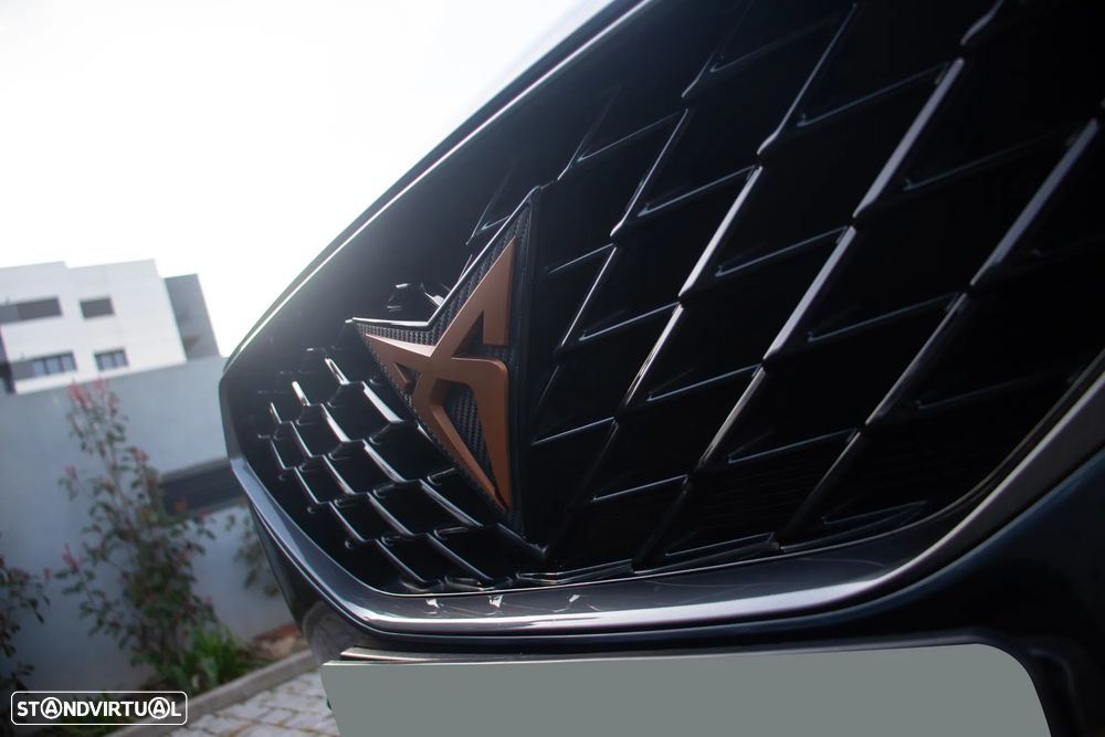 Cupra Formentor 1.4 e-Hybrid DSG Priority - 4