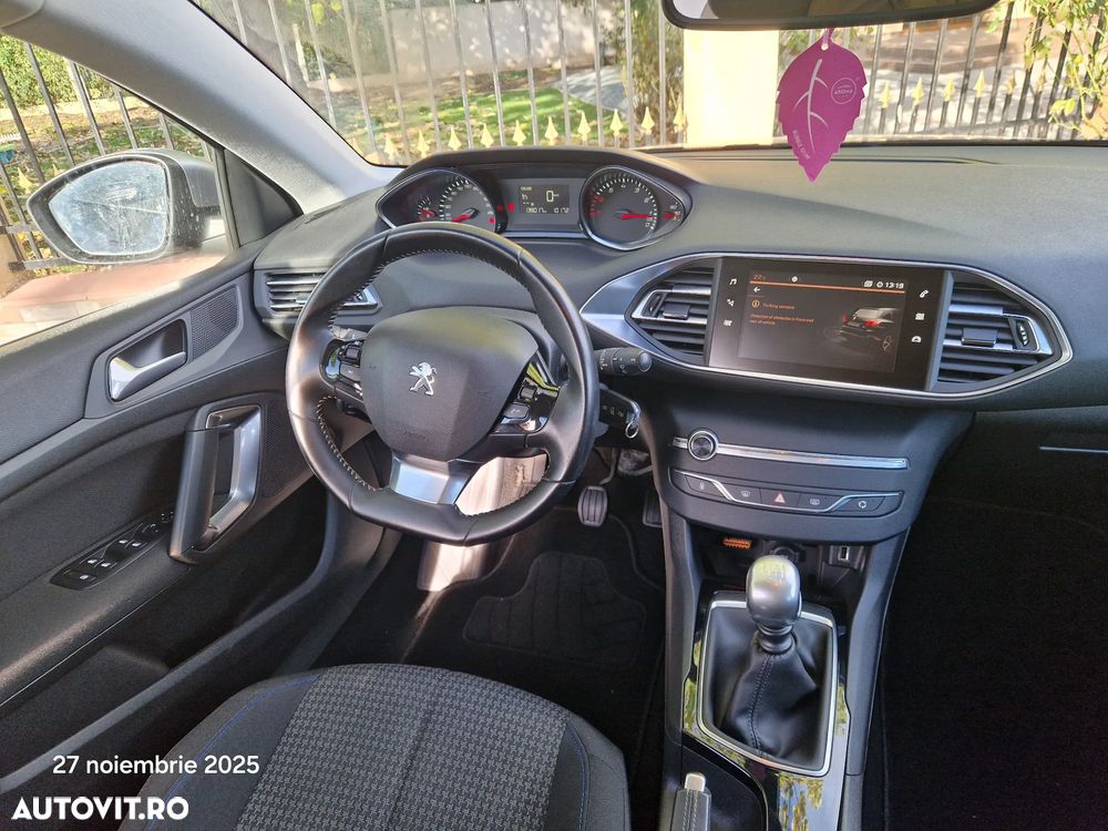 Peugeot 308 PureTech 110 Stop & Start Style - 12