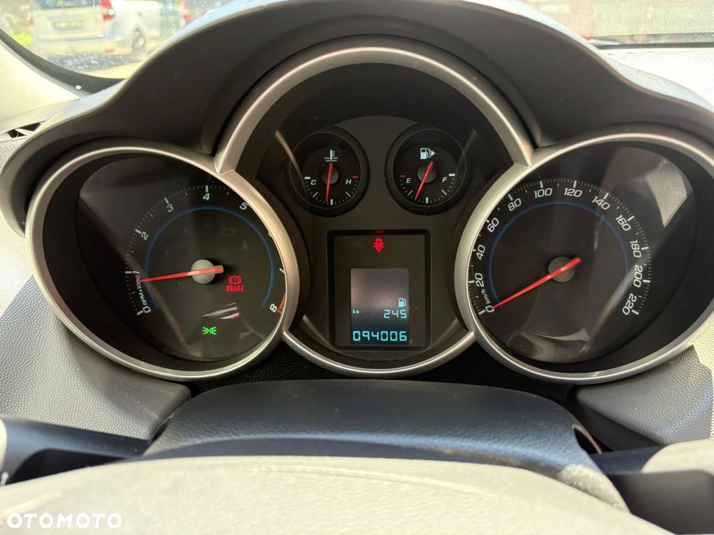 Chevrolet Cruze 1.6 LT - 5
