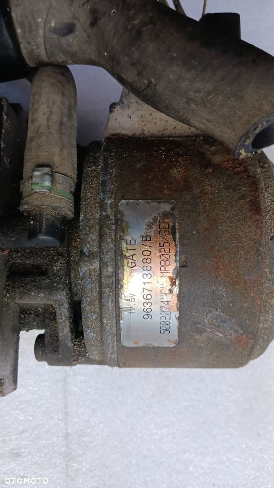 Pompa kompresor zawieszenia Citroen C5 9636713880 - 3
