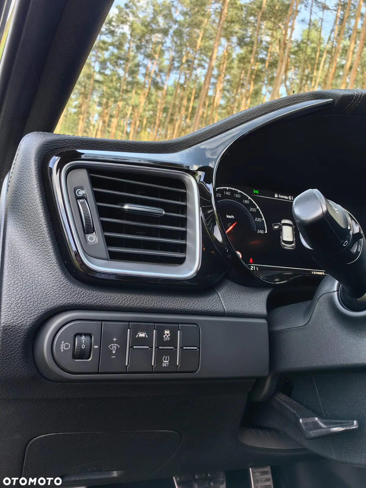 Kia ProCeed 1.6 CRDi GT Line DCT - 24
