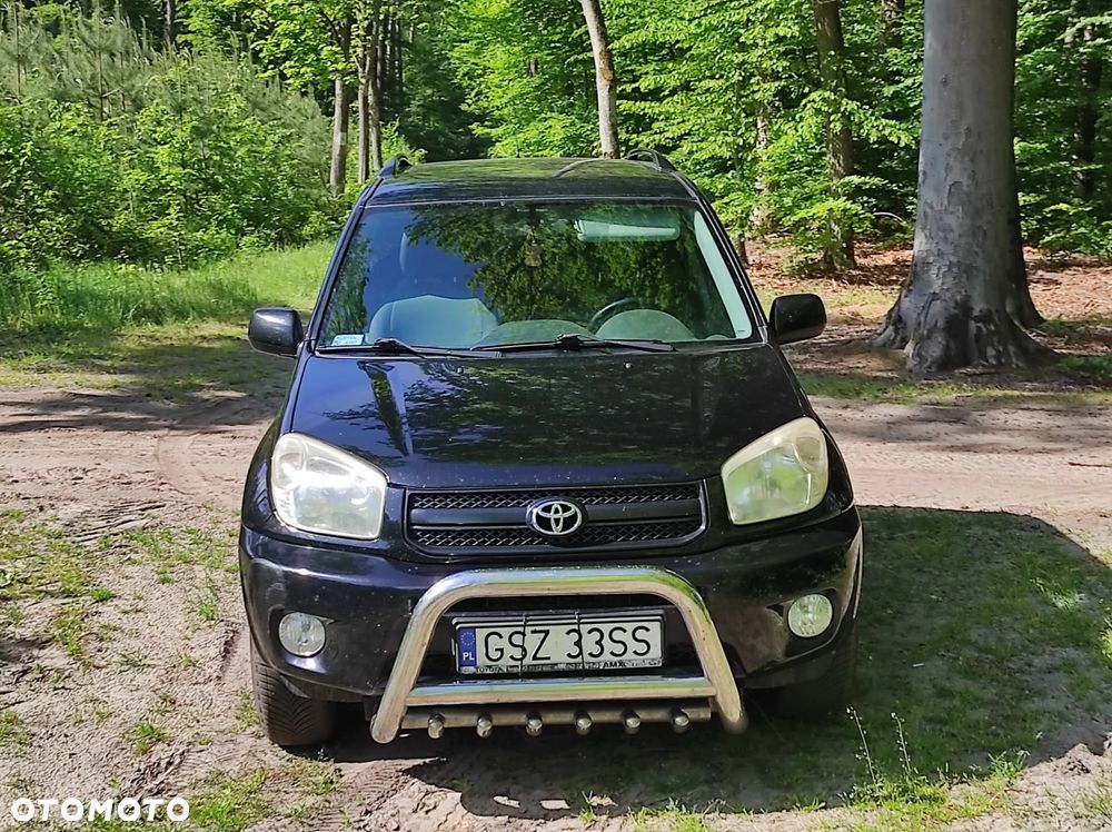 Toyota RAV4 2.0 VVT-i 4x4 - 11