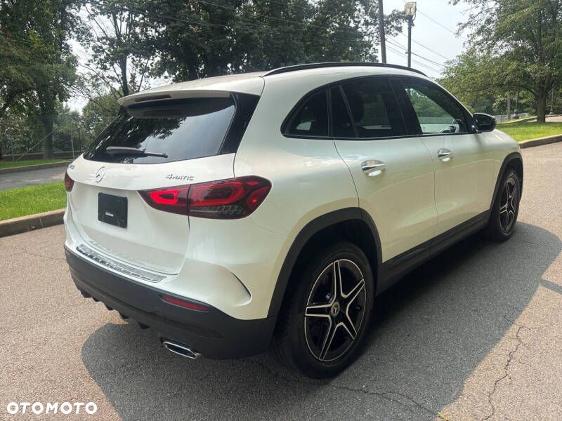 Mercedes-Benz GLA 250 8G-DCT AMG Line - 5
