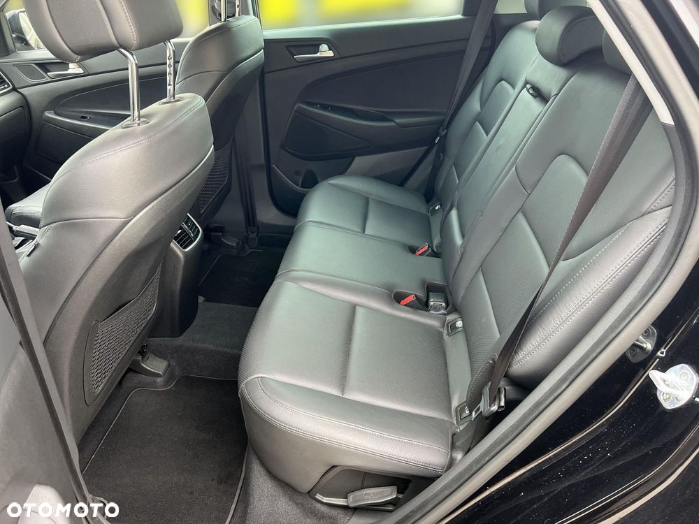 Hyundai Tucson 1.7 CRDI BlueDrive Classic 2WD - 12
