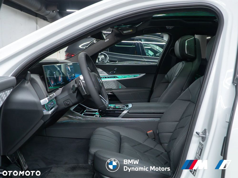 BMW Seria 7 740d xDrive - 16