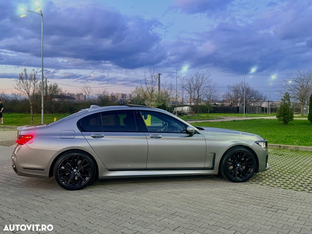 BMW Seria 7 - 29