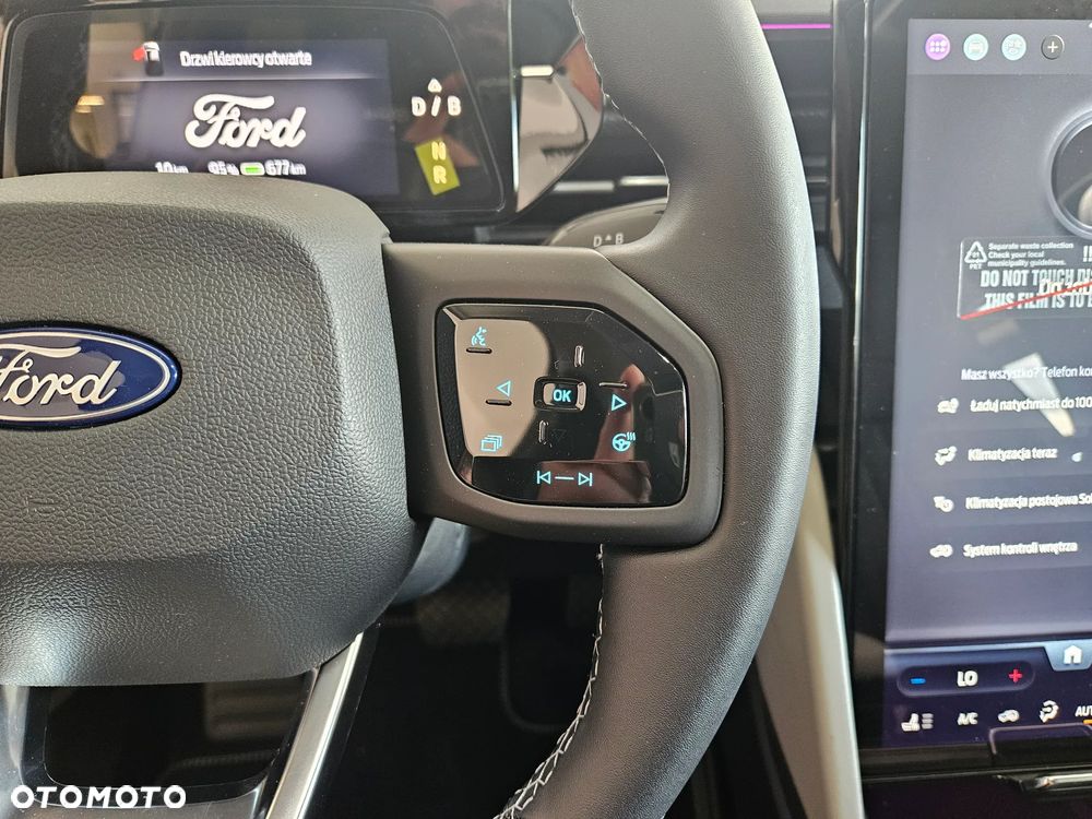 Ford Explorer 79kWh Premium RWD - 27