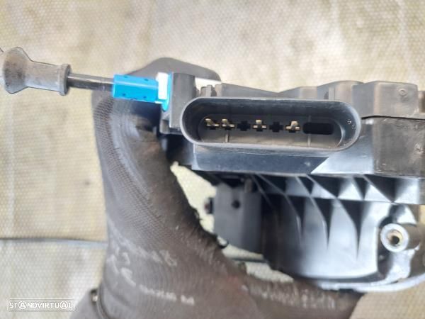 Fecho Porta Frente Dto Ford Fiesta Vi Van - 3