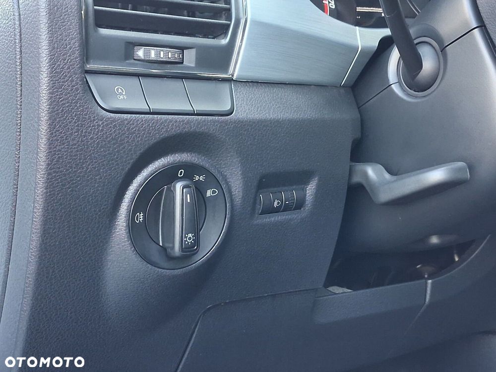 Skoda Fabia 1.0 TSI Ambition - 25