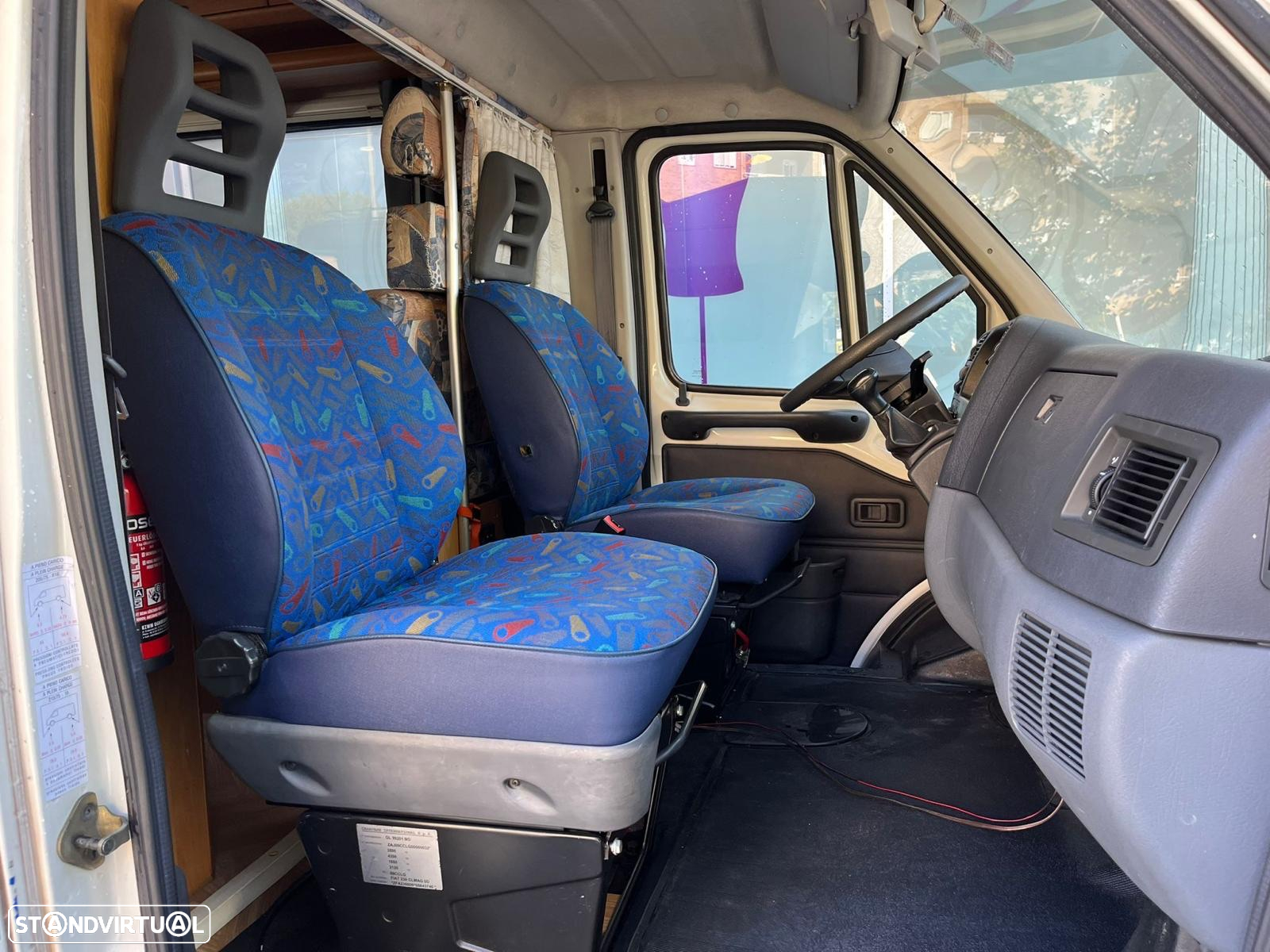 Fiat Ducato 2.8idTD 5 LUGARES - 11