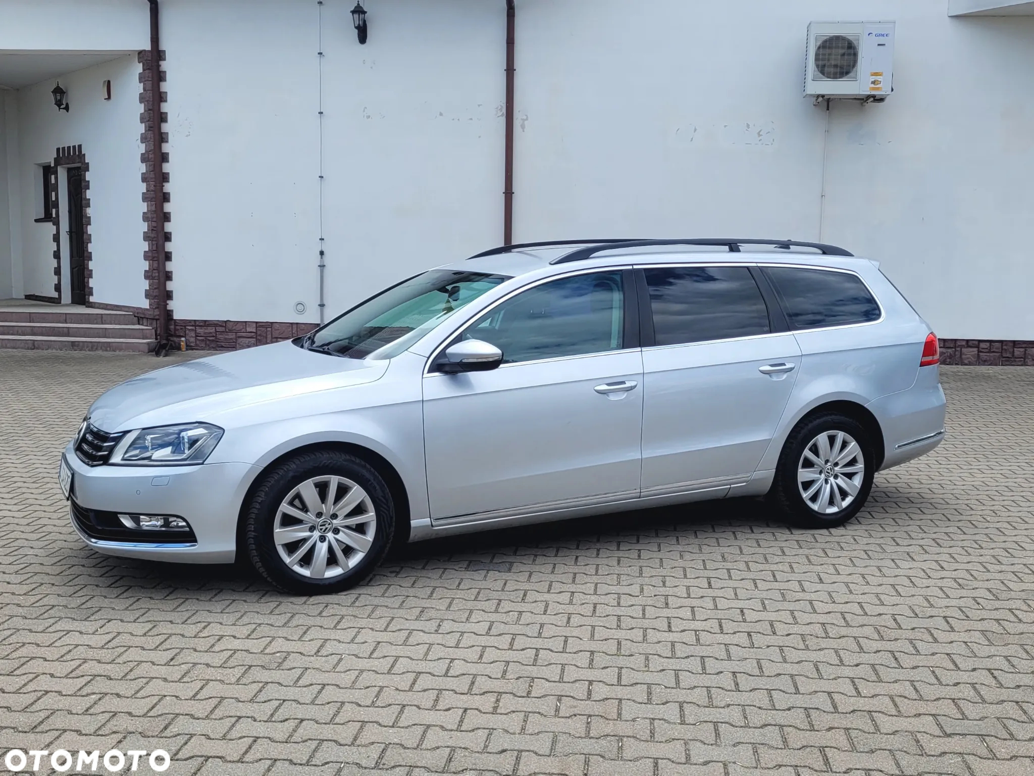 Volkswagen Passat 2.0 TDI Comfortline DSG - 5